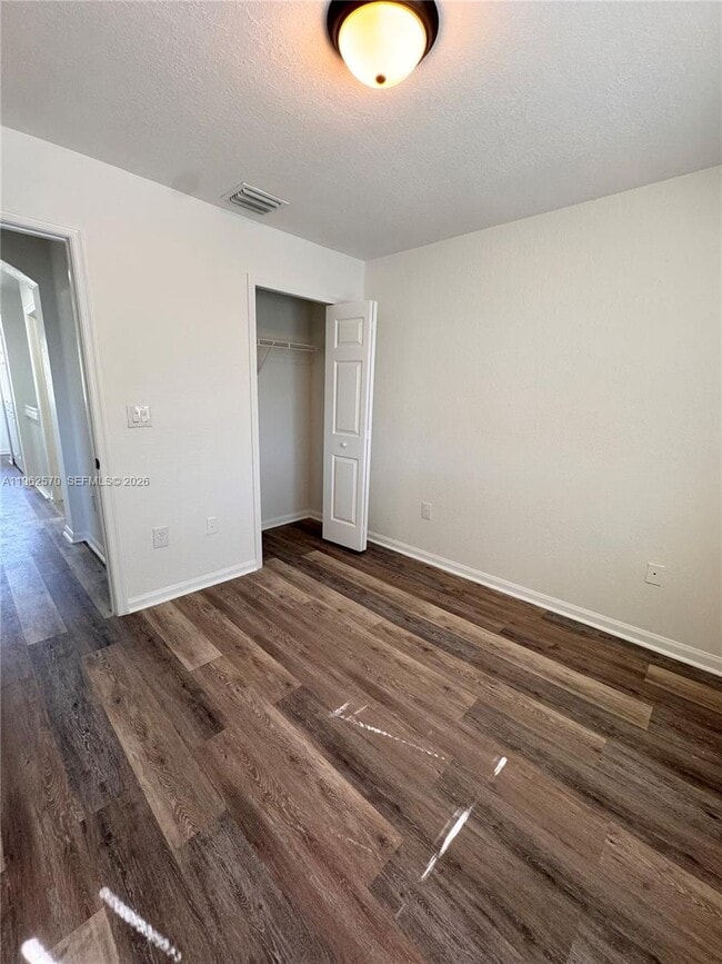 Building Photo - 2732 SE 15th Pl