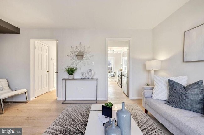 Building Photo - 4940 Bradley Blvd