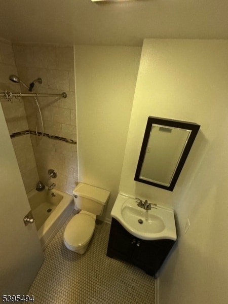 Building Photo - 97 Walnut St