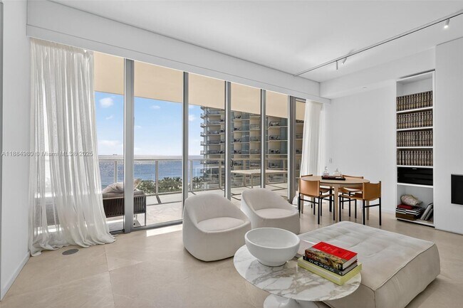 Building Photo - 9705 Collins Ave
