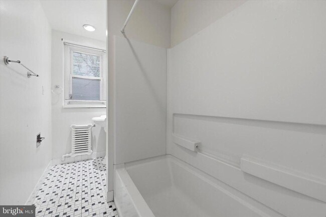 Building Photo - 2044 N 63rd St