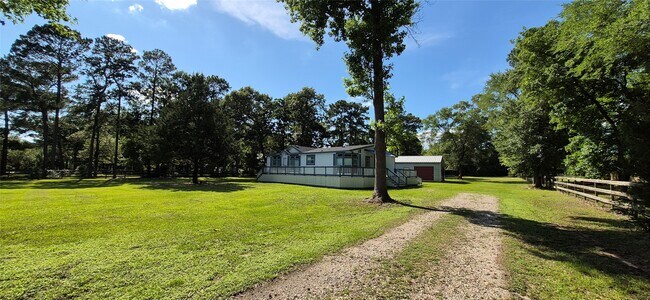 Building Photo - 24430 Oak Hollow Blvd