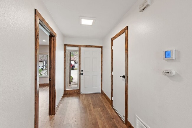 Building Photo - Refined Penasquitos Townhome with Panoramic Backyard Views & Modern Upgrades!