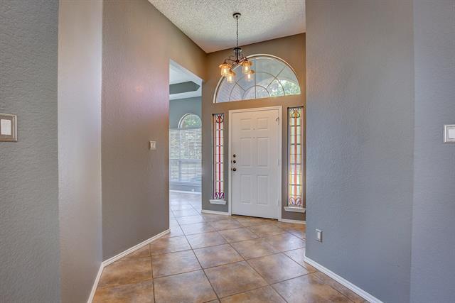 Building Photo - 2627 Bordeaux Dr