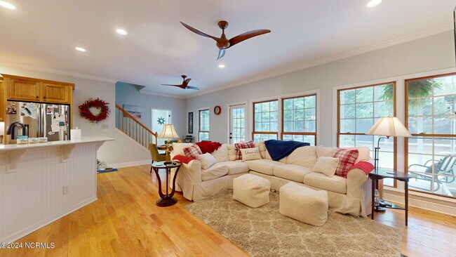 Building Photo - 506 Royal Tern Dr