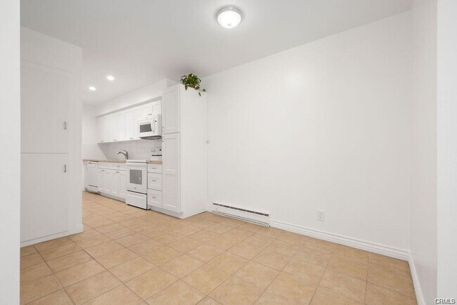 Building Photo - 10220 Ascot Cir