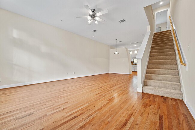 Building Photo - 2710 Hullsmith Dr