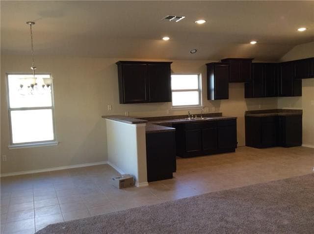 Building Photo - 704 Westgate Ct