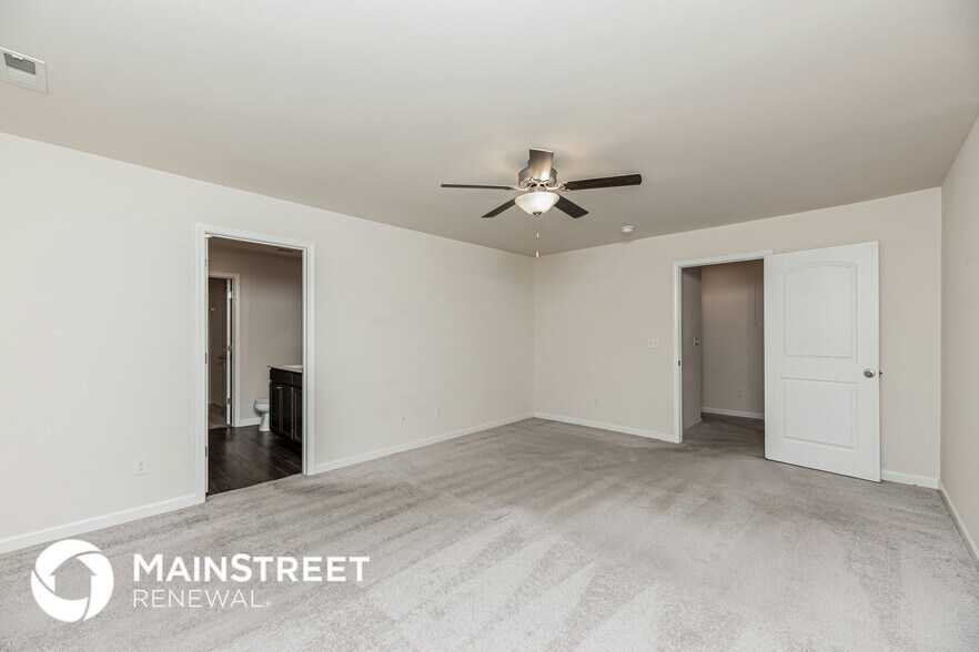 Building Photo - 132 Westcott St