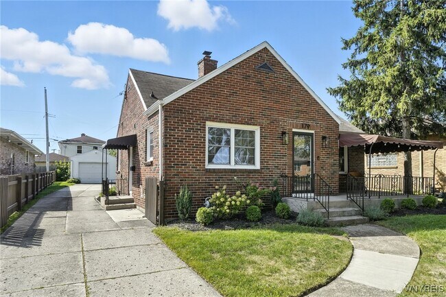 Building Photo - 179 Cortland Ave