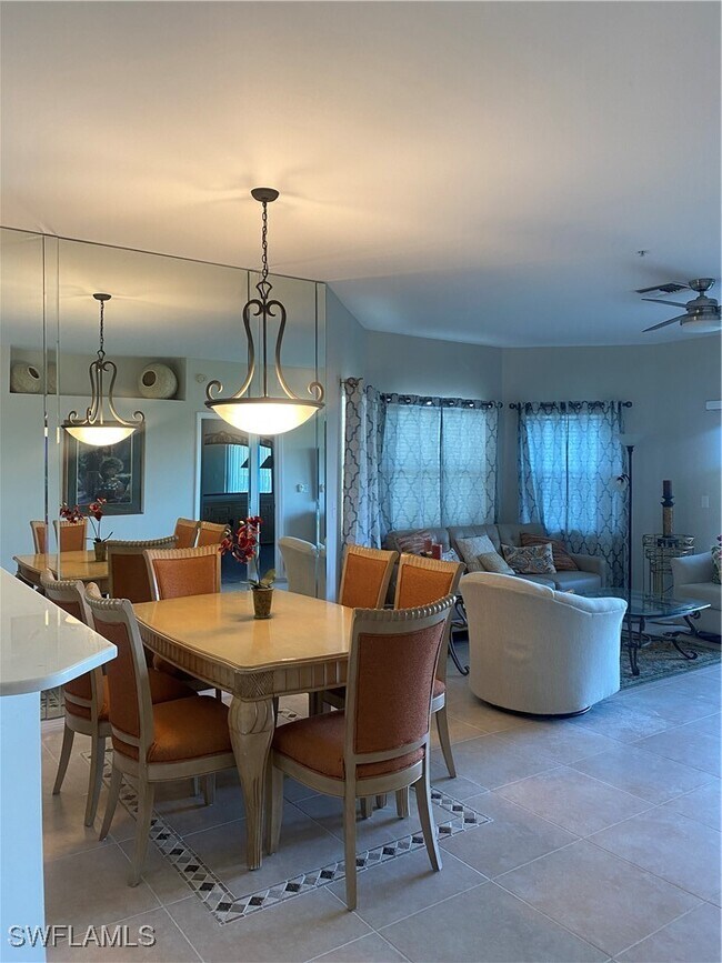 Building Photo - 210 Vintage Cir