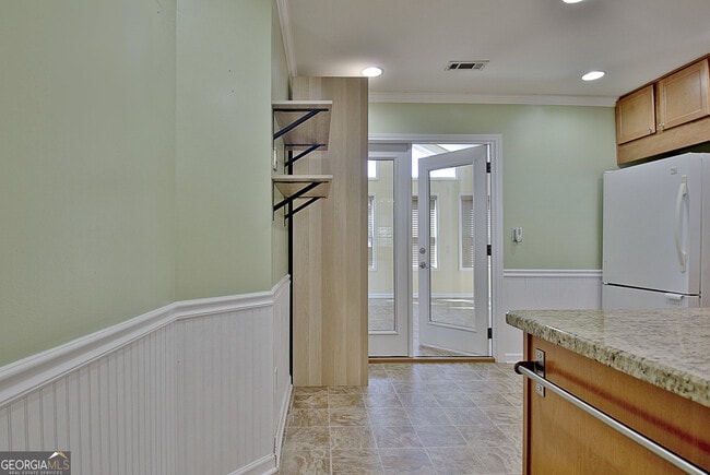 Building Photo - 315 Wood Ridge