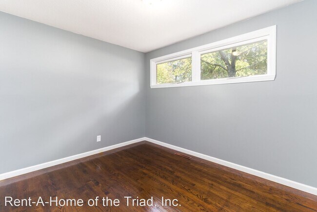 Building Photo - 3 br, 2 bath House - 2517 Netherwood Drive