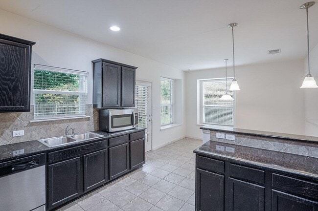 Building Photo - 10837 Worn Sole Dr