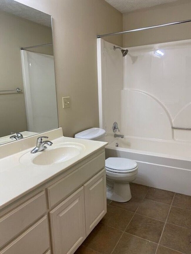 Building Photo - COMING SOON!!! GATED - STONE MEADOW SUBDIV...