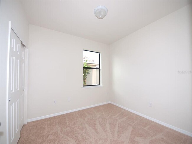 Building Photo - 19224 Isadora St