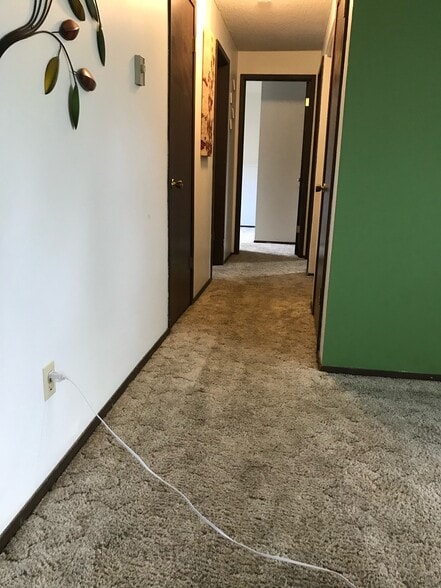 Hallway to Bedrooms - 385 NW THOMAS ST B
