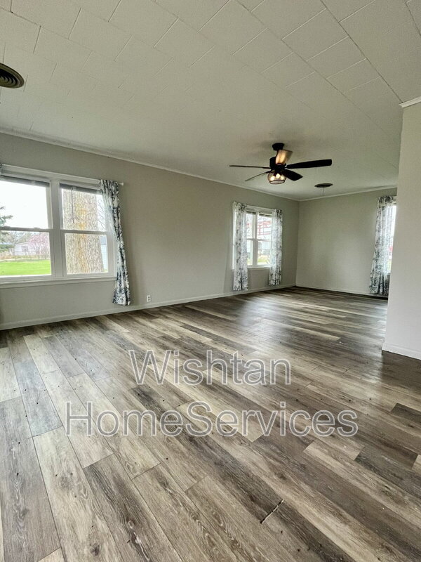 Building Photo - 2545 N Co Rd 1740