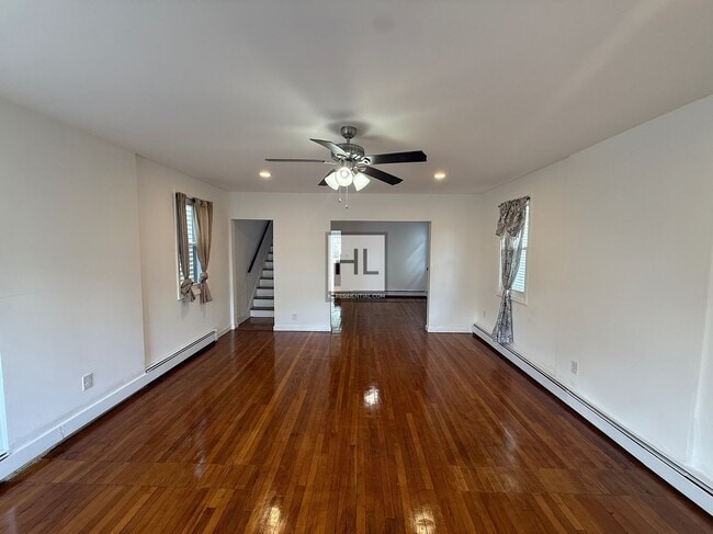 Building Photo - 94 Lockman Ave