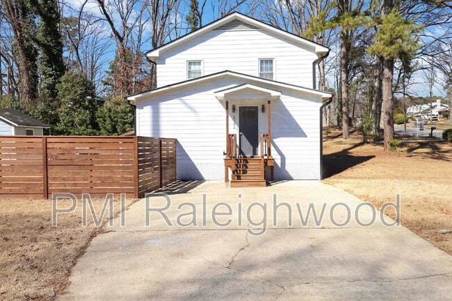 Building Photo - 322 E Millbrook Rd