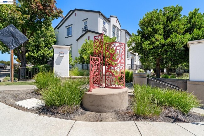 Building Photo - 7981 Bellina St