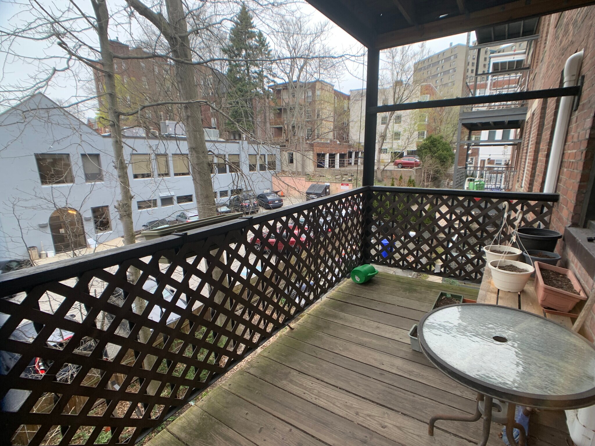 Building Photo - 8 Fairbanks St