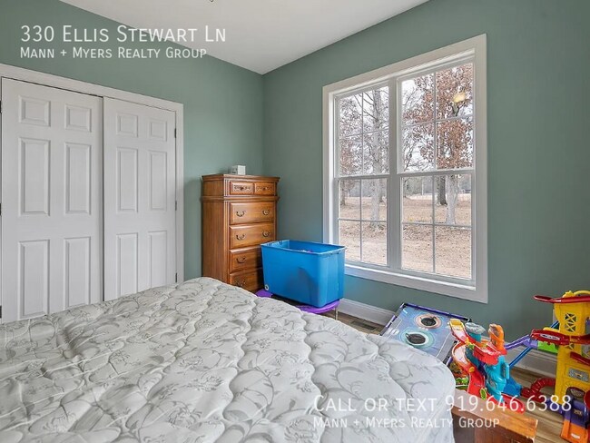 Building Photo - 330 Ellis Stewart Ln