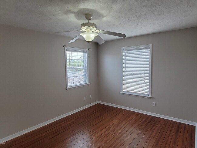 Building Photo - 3416 Harrison Ave