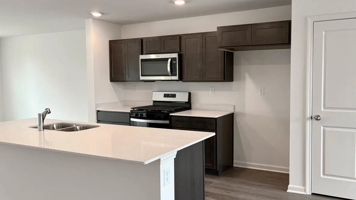Kitchen View 2 - 6550 Linden Trl