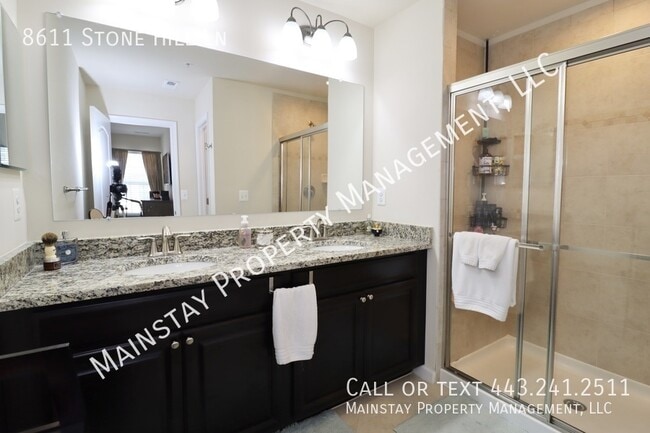 Building Photo - 8611 Stone Hill Ln