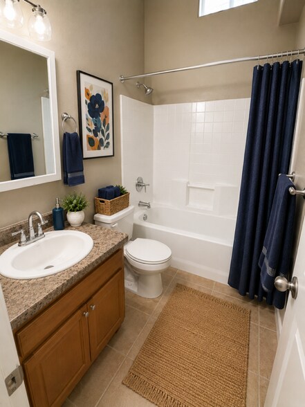 Guest Bathroom - 10122 Galway Dr