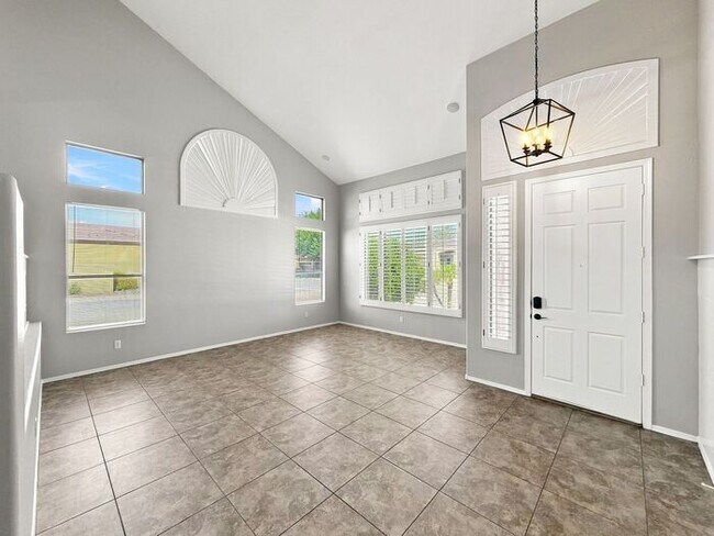 Building Photo - Spacious Chandler Home with RV Gate & 3-Car Garage!