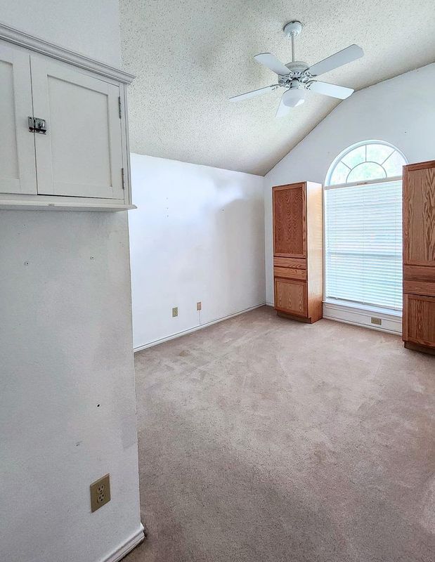 Building Photo - 3708 Racquet Ct