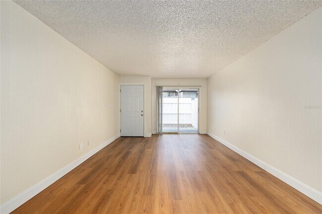 Building Photo - 3025 SE 55th Ave