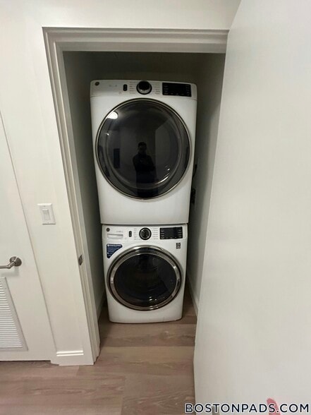 Building Photo - 1079 Commonwealth Ave