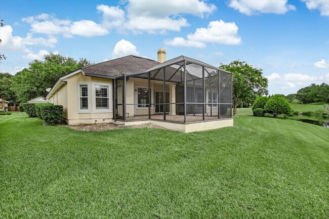 Building Photo - Lake  & Golf Course View Home in North Hampton