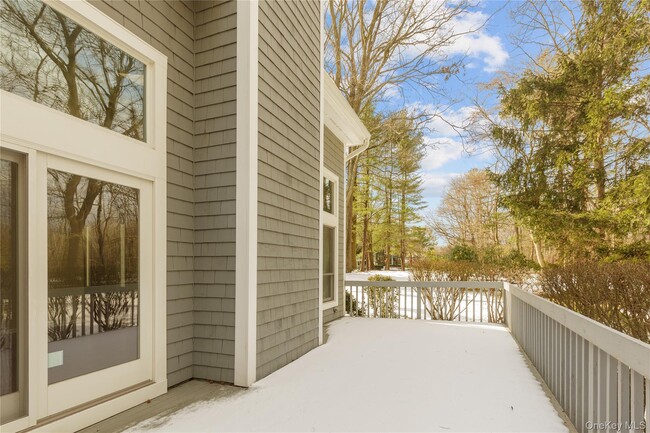 Building Photo - 1 Tiffany Cir