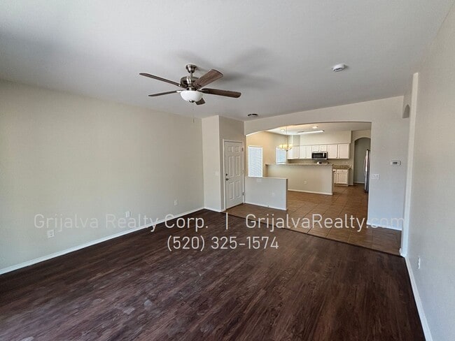 Building Photo - Rancho Sahuarita 3 BD, 2 BA House for Rent...