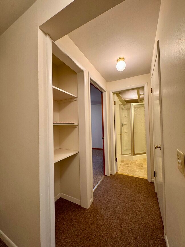 Building Photo - 5106 Card Ave