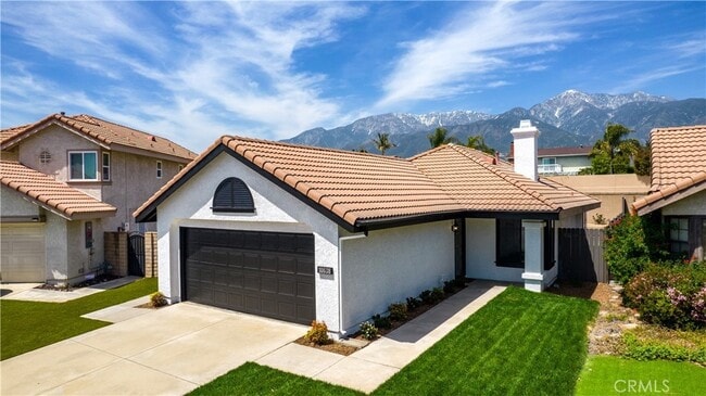 Primary Photo - 10638 Grandview Dr