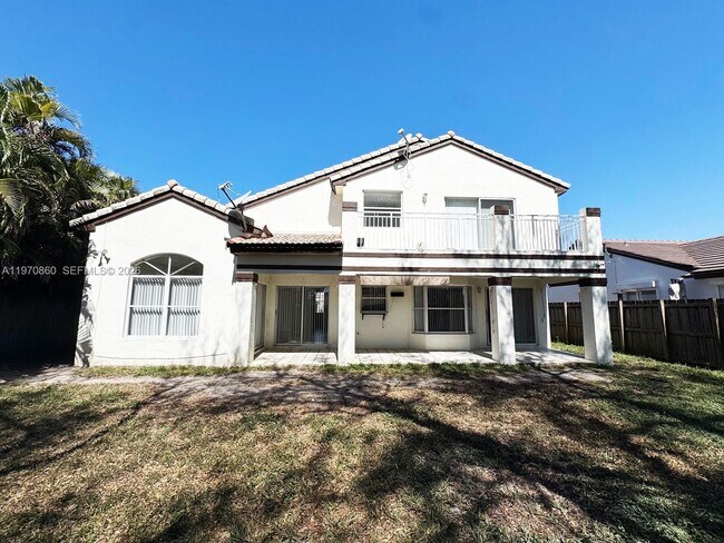 Building Photo - 15920 SW 79th Terrace