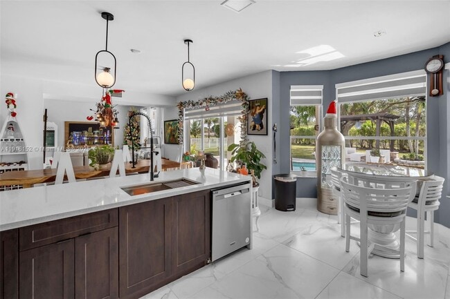 Building Photo - 19310 SW 16th St