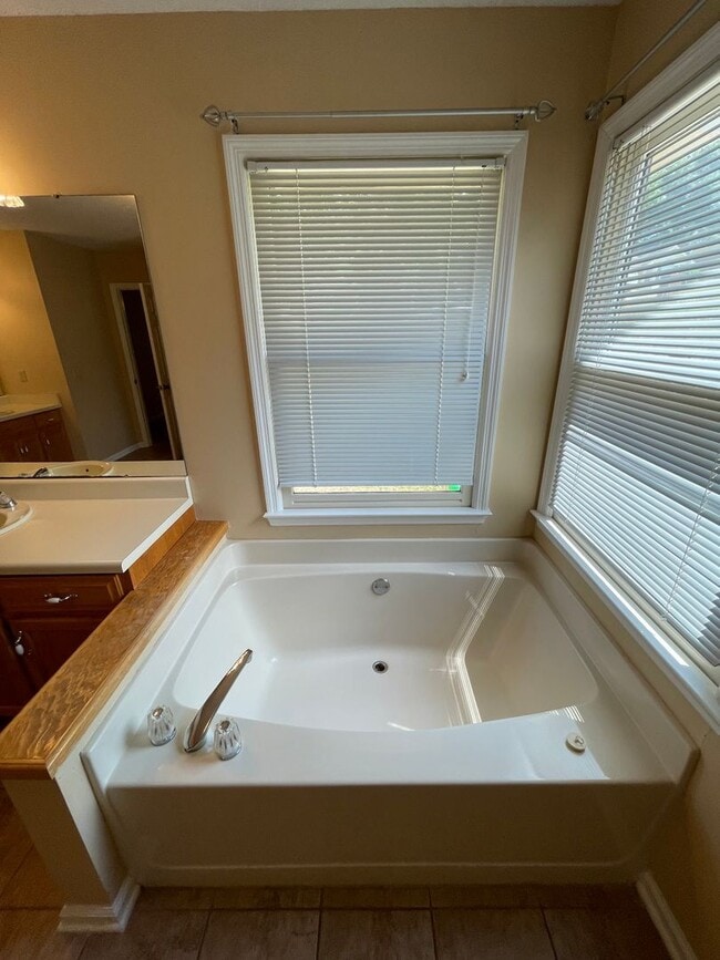 Building Photo - Quail Hollow Subdivision -  $300 OFF FIRST...