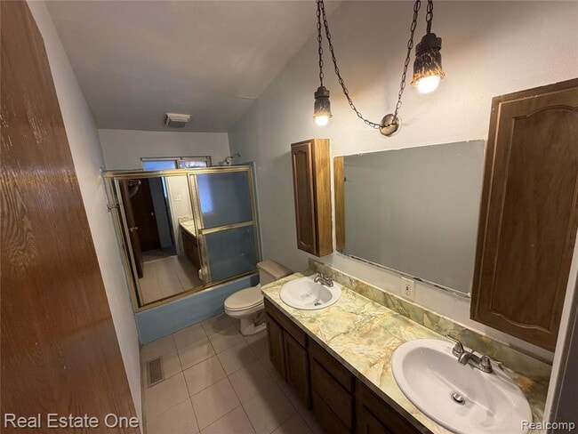 Building Photo - 29449 Everett St