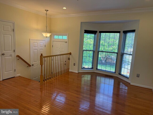Building Photo - 20914 Rosebay Pl