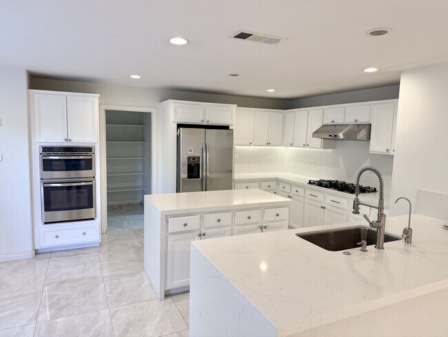 Building Photo - 11226 Evergreen Loop