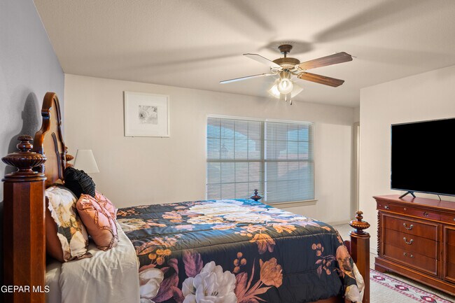 Building Photo - 6032 Valle Espanola Ln