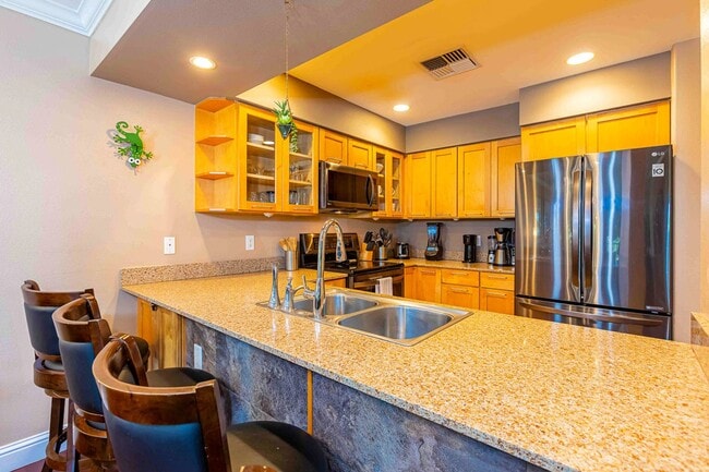 Building Photo - Fully Furnished 2 Bed/ 2 Bath Hale Kanani Condo, Across the Street from The Cove & Charley Young ...