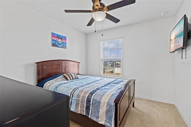 Building Photo - 5640 Camilla St