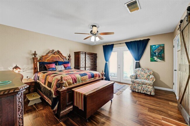 Building Photo - 21013 Ridgeview Loop